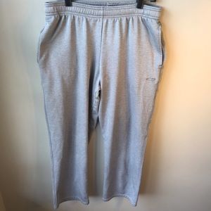 C9 by Champion-Duo Dry Gray sweatpants-adjustable waistband and pockets.
